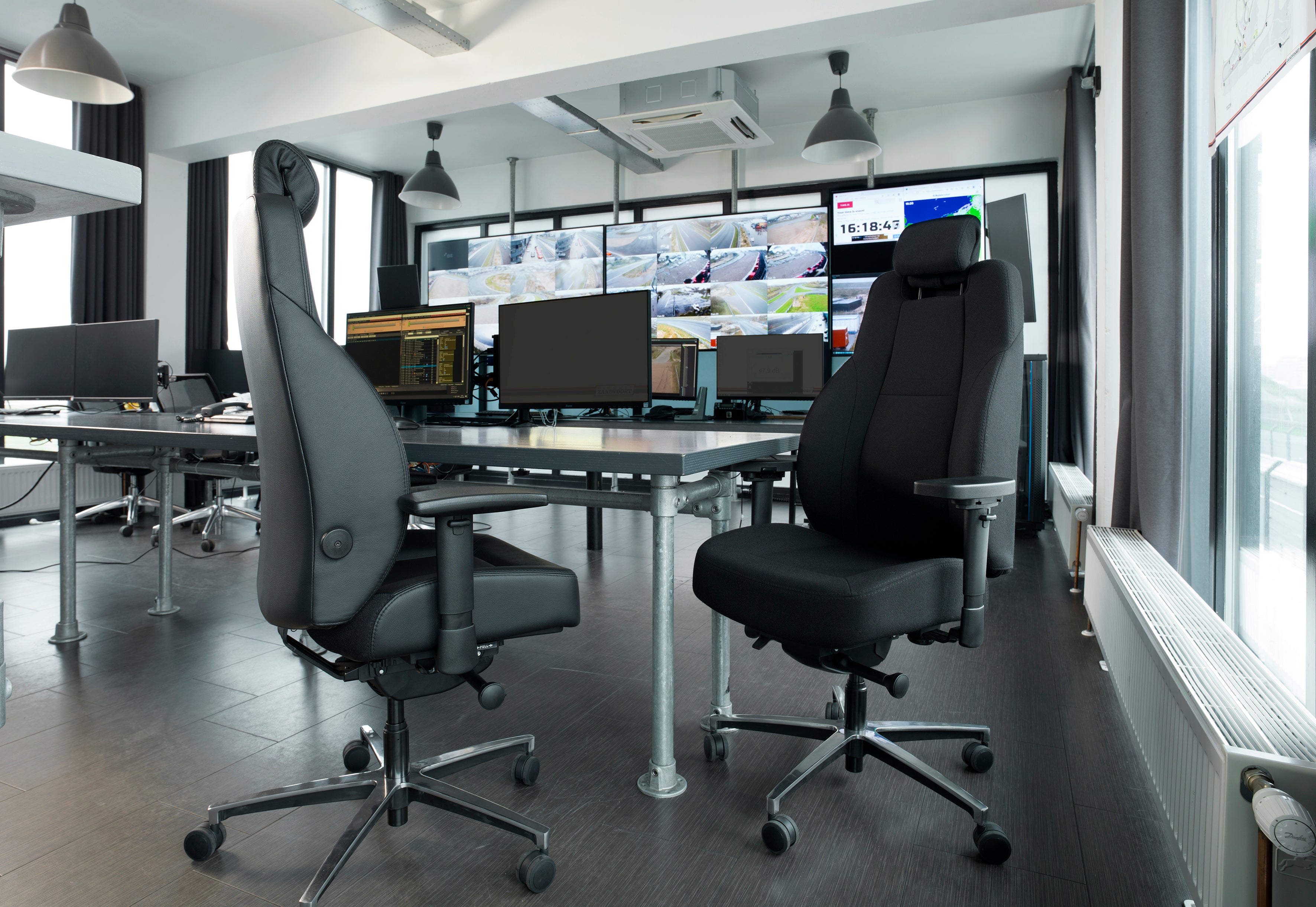fauteuil 24/24, siège 24/24, siège personne forte, fauteuil personne forte, siège à usage intensif, siège télésurveillance, chaise 24/24